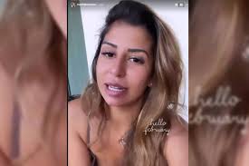 Eva Benetatou bekommt heftige Kritik für ihren Body Positivity-Post