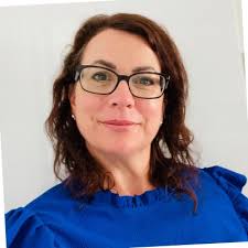 Congratulations to the recent graduates from WMQ's Emerging Leaders for  Managers Program 🎉 The program brought together a diverse team of managers  from across the organisation and led them