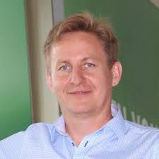 Meet Walter — Cloud White Painting