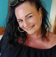 Hi, I saw a post a while back that reccomended a tanning lotion that you  can only by abroad & and it is the best for tanning, but I can't remember  what