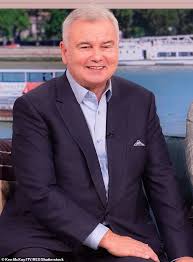 @walkers_crisps dear walkers.every respect & admiration for your crisps despite the made up headline.i never once said i don't eat them. Eamonn Holmes Reveals He Is Living With Chronic Pain On Twitter Gadget Clock