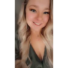 What are some recommendations for hairstylists in Auburn, Indiana who have  experience with bi-racial hair with 3a-3b curls?