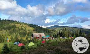 Am sumarizat aleatoriu in baza informatiilor gasite pe internet aproximativ 130 de campinguri in romania, ce acopera posibilitatea camparii cu cortul, rulota, autorulota si casute. Arhive Best Camping Places