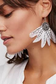 Almost Newlyweds: Pre-Wedding Photoshoot at Taft Point in Yosemite National  Park