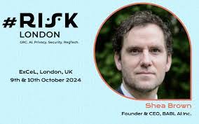 Lesley Holmes's Instagram, Twitter & Facebook