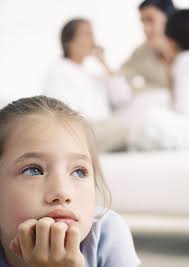 عقوق الآباء للأبناء انتكاسة للفطرة وآلام لها صدى تؤثر على نمو الأولاد وتفكيرهم الراي