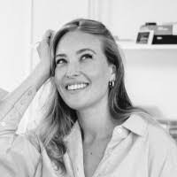 Maya Elia's Instagram, Twitter & Facebook