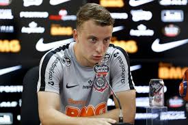 Assistir corinthians x inter rs ao vivo internacional inter grenal. Italian Media Report Inter Fiorentina Interested In Corinthians Full Back Carlos Augusto