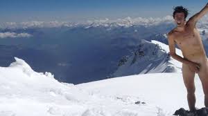/ buy the full digital album. Montagne Gravir Le Mont Blanc En Baskets Et En Tenue Legere C Est Desormais Interdit