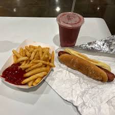 Slices 199 whole pizza 995. Did You Know Some Us Costco Food Courts Have French Fries The Costco Connoisseur