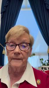 🚨BREAKING 🚨 The White House just announced that the (TRUMP-APPOINTED)  board of the Kennedy Center has voted to rename it the “Trump-Kennedy  Center.” This is absolutely outrageous—not to mention illegal for the