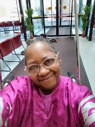 Ughhh I have to have my catheter switched out next week 😕 yay me