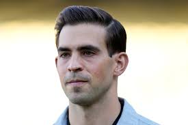 Joe Davis will call World Series for Fox as No. 1 MLB announcer