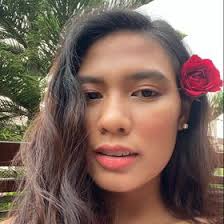 Celine Domingo (clndmgo)