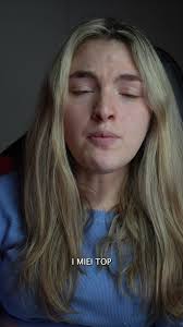 Victoria Pace (@vichypeace_)