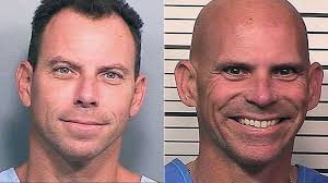Although the menendez brothers were not immediately suspected, erik couldn't take the guilt and confessed his involvement to his psychotherapist, dr. Menendez Brothers Burst Into Tears During Emotional Prison Reunion After Decades Apart Abc News