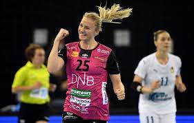 Henny ella reistad (born 9 february 1999) is a norwegian handball player for vipers kristiansand and the norwegian national team.12. Henny Reistad Forbloffer Lagvenninnene En Helt Vill Utvikling News Wwc