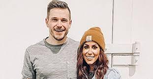 Chelsea houska is expecting her third child. Chelsea Houska Will Welcome Her 4th Baby Glimpse Into The Teen Mom 2 Star S Big Family