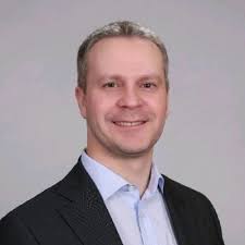 Instead of hiding it, Jordan now shows it off!