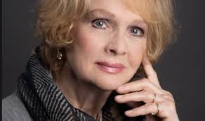 Újszínház Archives