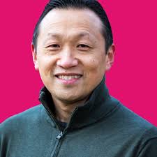 Kerry Kee's Instagram, Twitter & Facebook