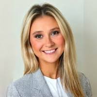 Emily Zarr's Instagram, Twitter & Facebook