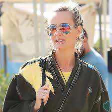46 ( naissance le : Le Nouveau Quotidien De Laeticia Hallyday A Los Angeles Femme Actuelle Le Mag