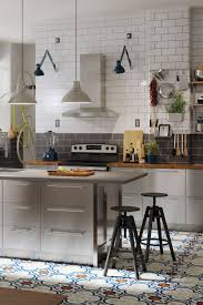 Une Vraie Cuisine De Restaurant Remodelage Petite Cuisine Placard Cuisine Cuisine Moderne