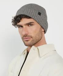 Black Friday: Winter Accessories Up To 50% Off