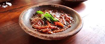 Sambal merupakan salah satu unsur khas hidangan indonesia. 5 Variasi Resep Sambal Terasi Yang Nendang