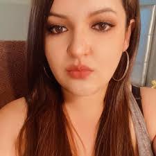 Enedelia Cruz's Instagram, Twitter & Facebook