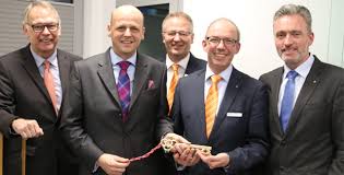 Auf dich warten attraktive gewinne, du legst geld zur seite und hilfst deiner region. Vr Bank Rhein Sieg Eg Neubau In Rekordzeit