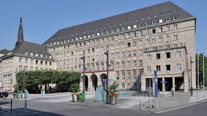 Zwei räuber haben sich mit einer lüge zugang zu. Rathaus Bochum Bochum Marketing Gmbh