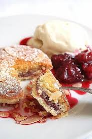 The June Daring Bakers Challenge Was Hosted By Jasmine Of Confessions Of A Cardamom Addict And Annemarie Of Ambrosia And Mini Tarte Dessert Rhubarbe Rhubarbe