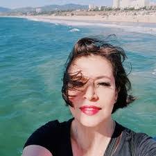 Elena Buenrostro's Instagram, Twitter & Facebook