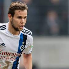 Louis schaub, 26, from austria fc luzern, since 2020 attacking midfield market value: Verwirrung Um Schaub Wechsel
