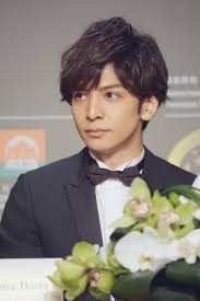 toma ikuta 正義の味方 俳優 髪型 メンズ