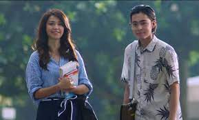 Download film hujan bulan juni (2017) hdrip full movie | hai kembali lagi nih dengan saya admin akan bagikan kepada kalian semua sebuah film indonesia terbaru yang bergenrekan dalam film drama romantis yang bikin kalian ketagihan dan merasakan keseruannya. Intip Teaser Film Hujan Bulan Juni Yang Puitis Nan Romantis Showbiz Liputan6 Com