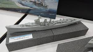 HMS Calcutta 1/350 Scale by Trumpeter ...