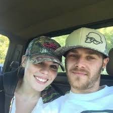 Krystal Helton's Instagram, Twitter & Facebook