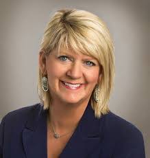 Melissa Sattler's Instagram, Twitter & Facebook