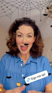 Hey y’all! If you are going to be doing any holiday shopping, this is the  newsletter that you need to sign up for! More information in the video. ,  www.lacasitahotsauce.com