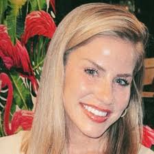 Lane Elizabeth (@hendrixlanee) • Threads, Say more