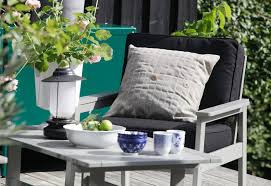Many of our coffee tables, console tables and side tables have a shelf on which you can store your magazines in order to free the tabletop. Bondholmen Grey Stained Coffee Table Outdoor 111x60 Cm Ikea