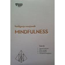 Diferenţele dintre inteligenţa emoţională şi iq; Inteligenta Emotionala Mindfulness Carte De Daniel Goleman Ellen Langer Carti Bune Ro