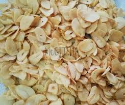 Goreng campuran bawang dan kentang dalam minyak panas hingga kecoklatan. Resepi Bawang Putih Goreng Rangup Resepi Bergambar