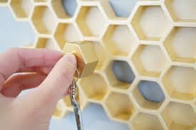 Honey Repenser La Boite A Clefs Blog Esprit Design Boite A Cles Boite A Clefs Porte Cle