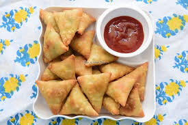 Gujarati Chana Dal Samosa With Homemade Patti Priya R Magic Of Indian Rasoi In 2020 Samosa Samosa Recipe Fritter Recipes