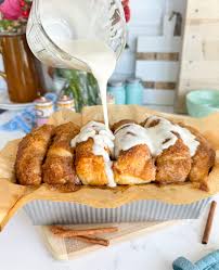 Dollywood Cinnamon Bread - Sweet Tea and Sprinkles