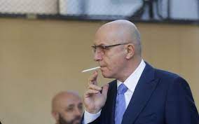 Puiu popoviciu a fugit în marea britanie înainte de decizia definitivă de condamnare, iar procedura în 3 august 2017, puiu popoviciu a fost condamnat definitiv la 7 ani de închisoare în dosarul „ferma. Document Inalta Curte A Angliei A Admis Apelul Lui Puiu Popoviciu È™i A Decis SÄƒ Nu Il ExtrÄƒdeze In Romania Pentru CÄƒ Nu Ar Fi Avut Parte De Un Proces Corect El